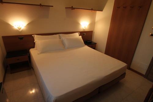 Street Hotel โคมัคคิโอ ภายนอก รูปภาพ