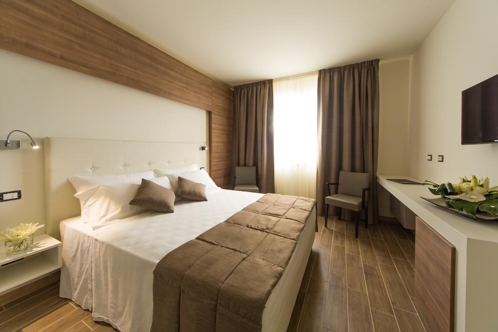 Street Hotel โคมัคคิโอ ห้อง รูปภาพ