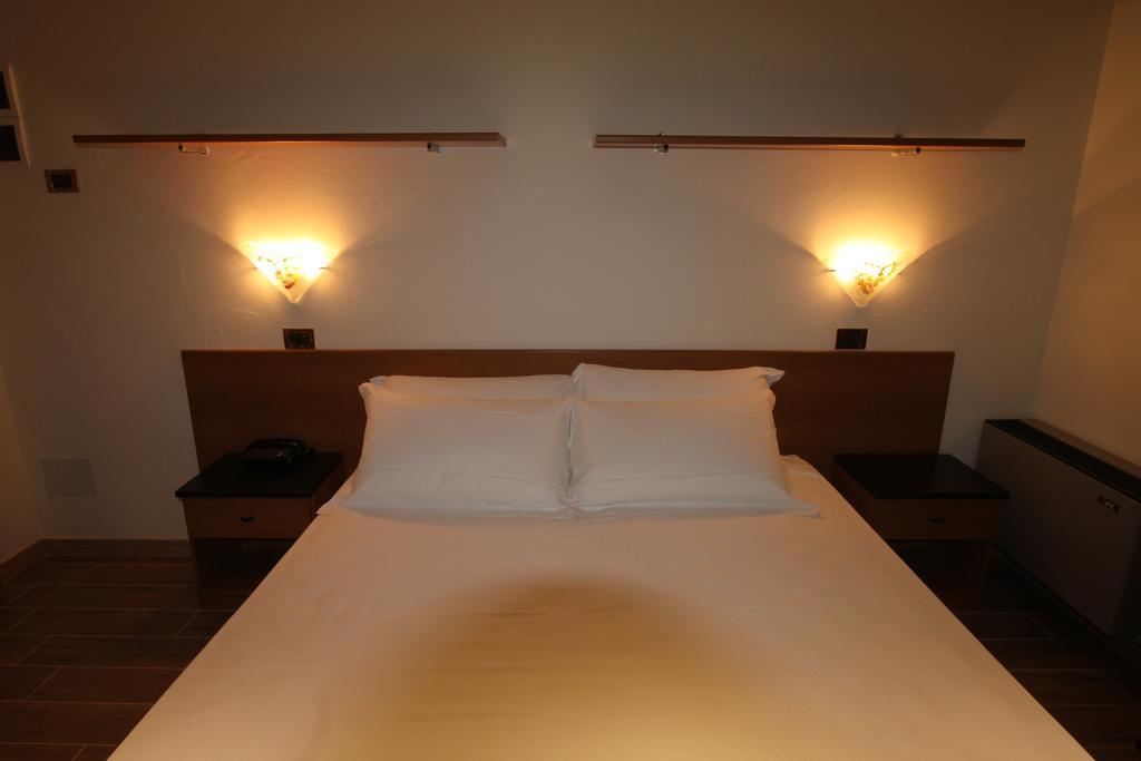 Street Hotel โคมัคคิโอ ห้อง รูปภาพ